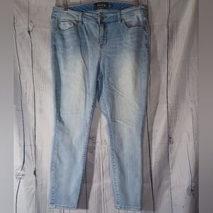 Torrid High Rise Curvy Faded Blue Women's Jeans